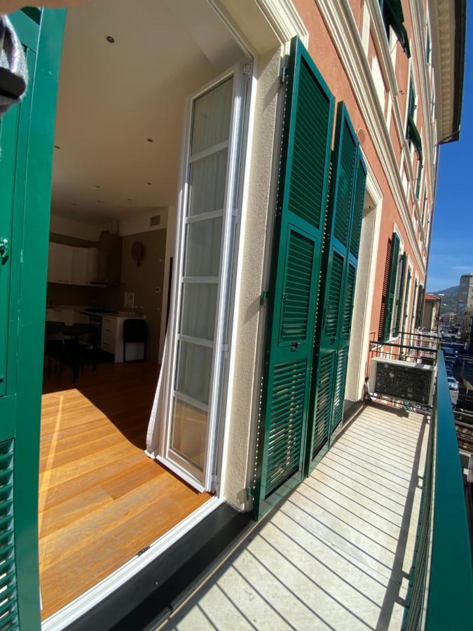 La Casa Al Mare A Lavagna Lägenhet Exteriör bild