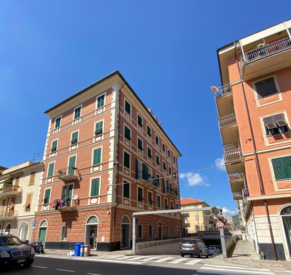 La Casa Al Mare A Lavagna Lägenhet Exteriör bild